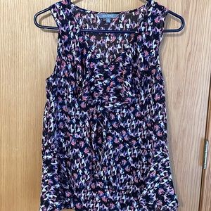 Daisy Fuentes flowy sleeveless shirt